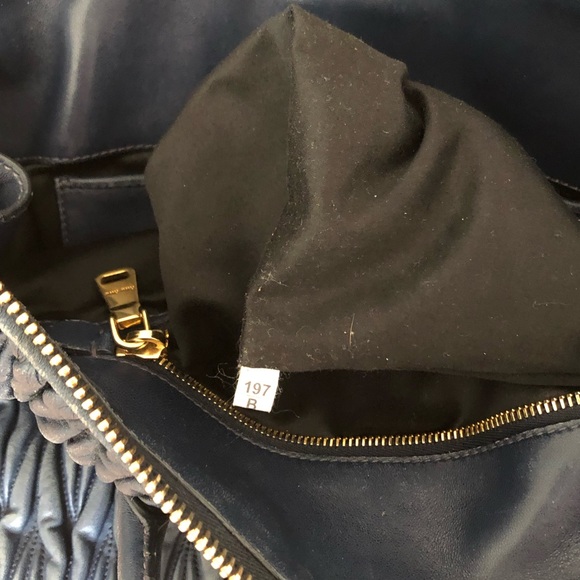 Miu Miu Authentic leather cross body - Picture 8 of 8